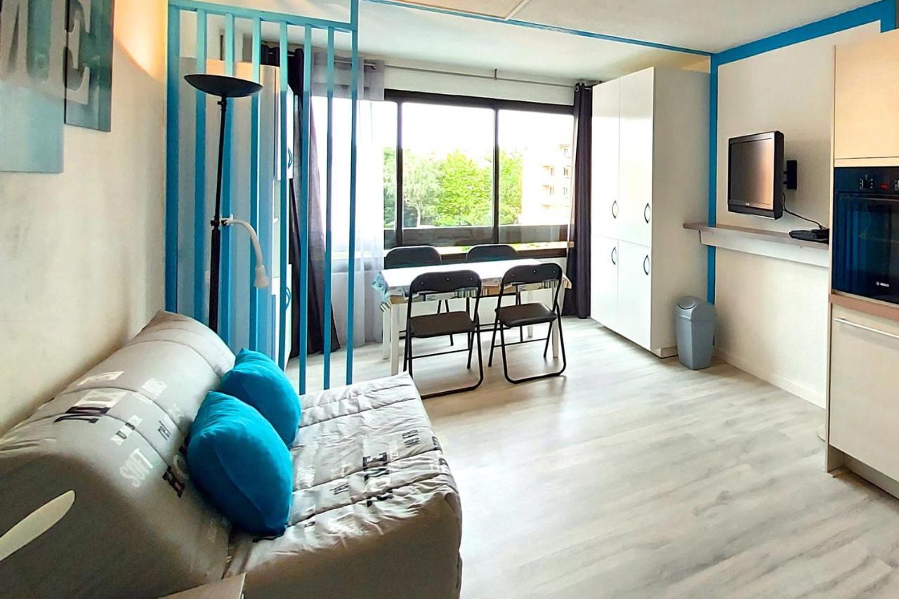 Ferienwohnung Hypercenter 27 M With Wifi And Shared Pool Fréjus Exterior foto